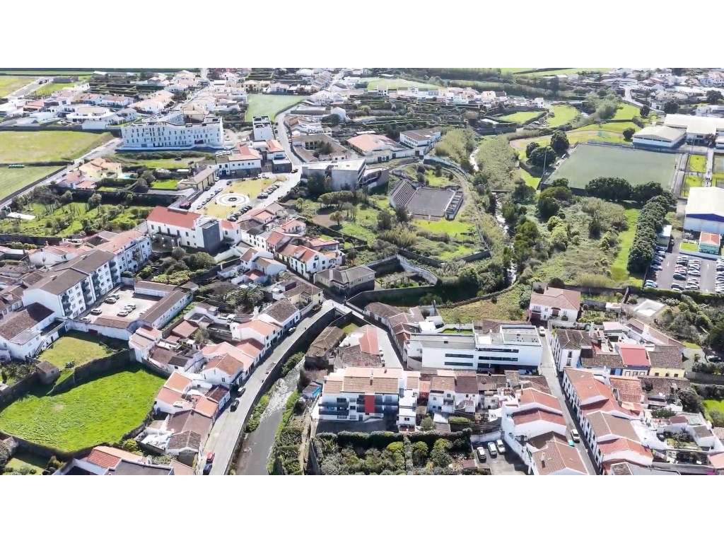 Apartamento Duplex no Centro da Ribeira Grande, Ilha de São Miguel-28