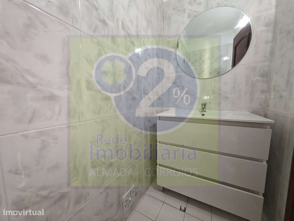 T3 Renovado em Almada, Pronto habitar-14