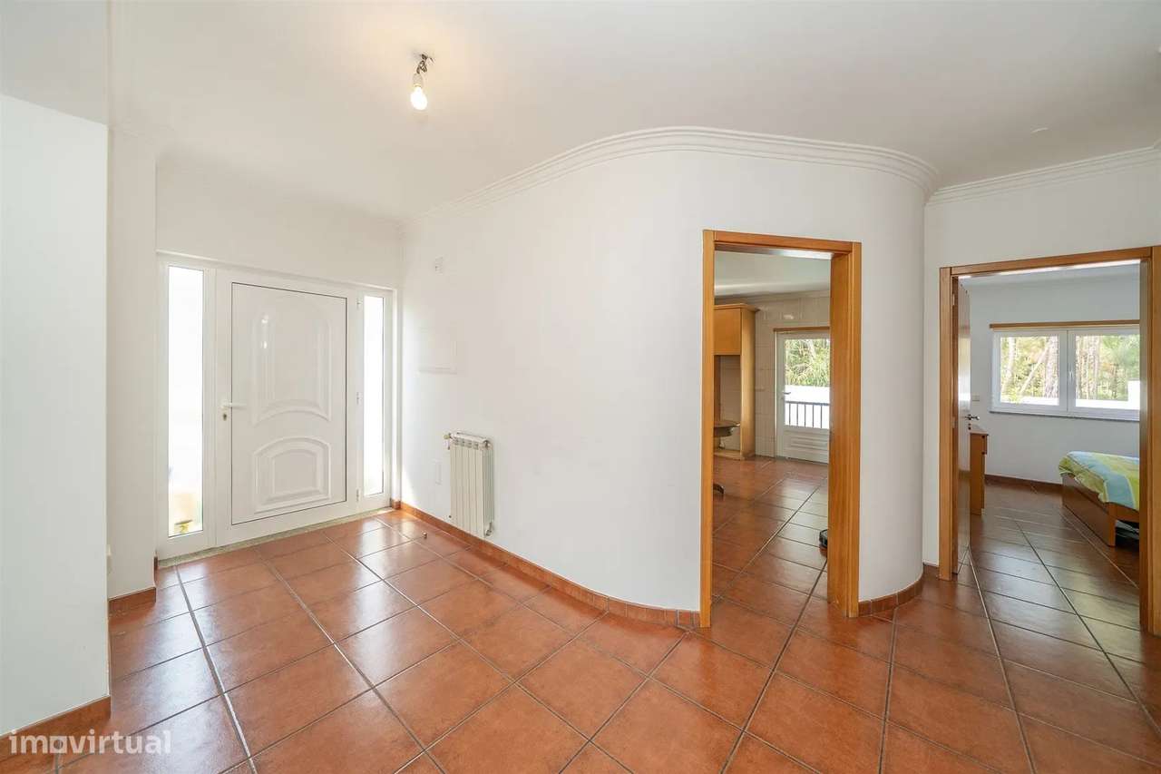 Moradia T4 com piscina nas Marinhas | Esposende-8
