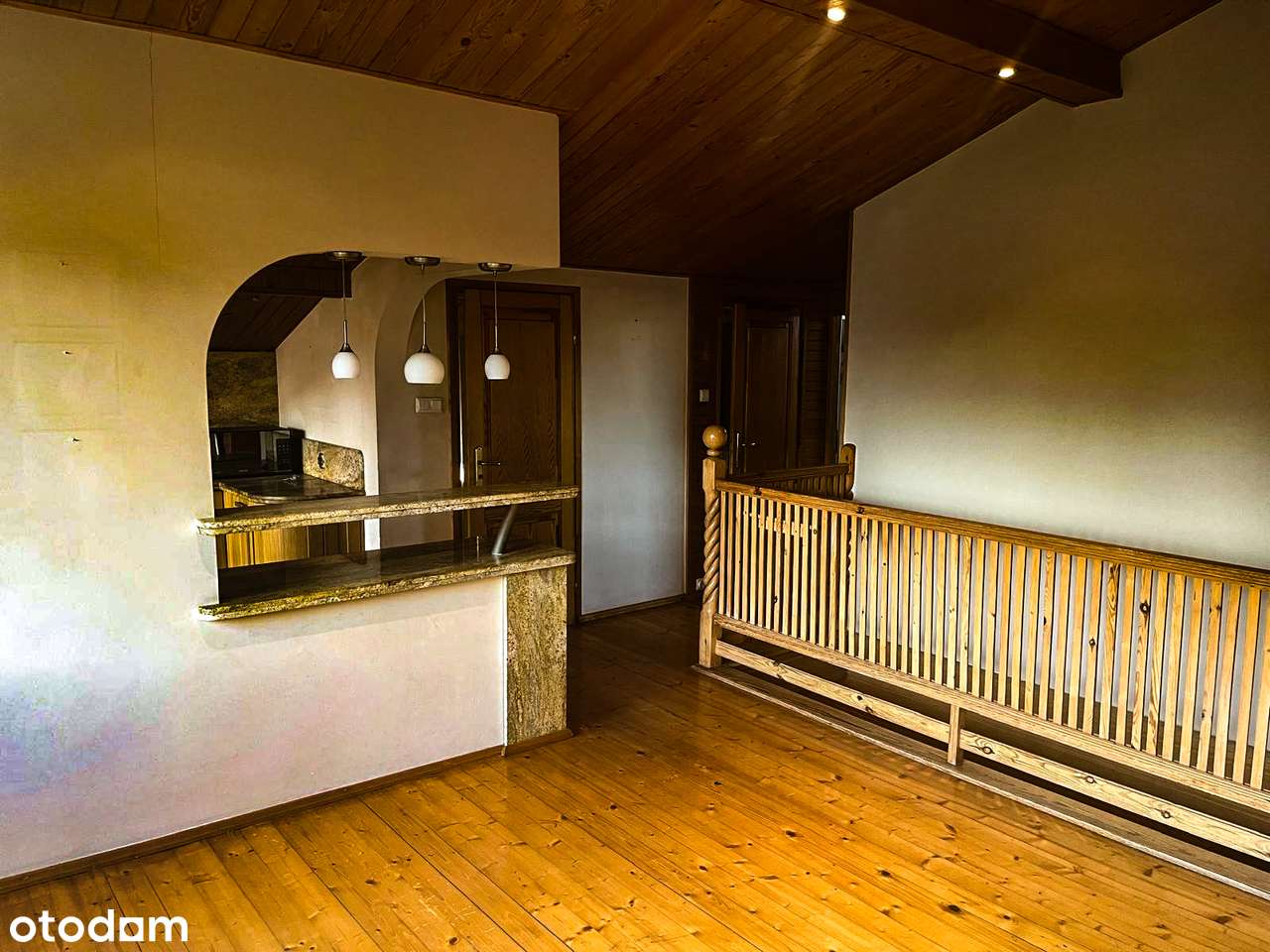 Dom w Ustroniu - spokojna i zielona okolica-8