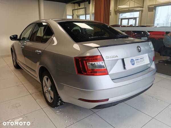 Skoda Octavia - 10