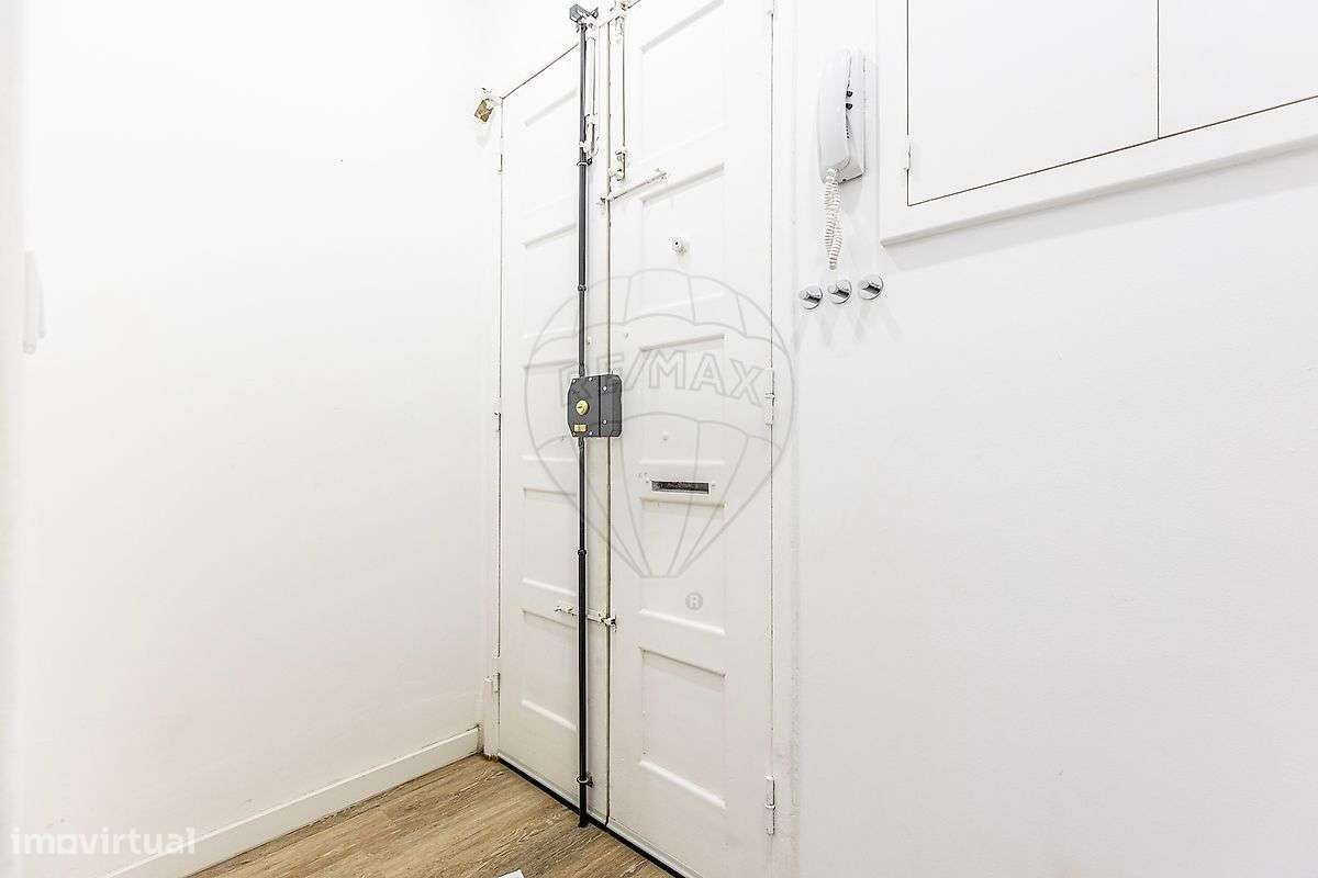 Apartamento T0 para arrendamento - Grande imagem: 2/10
