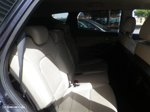 Hyundai Santa Fe 2.2 CRDi Executive 7L - 18