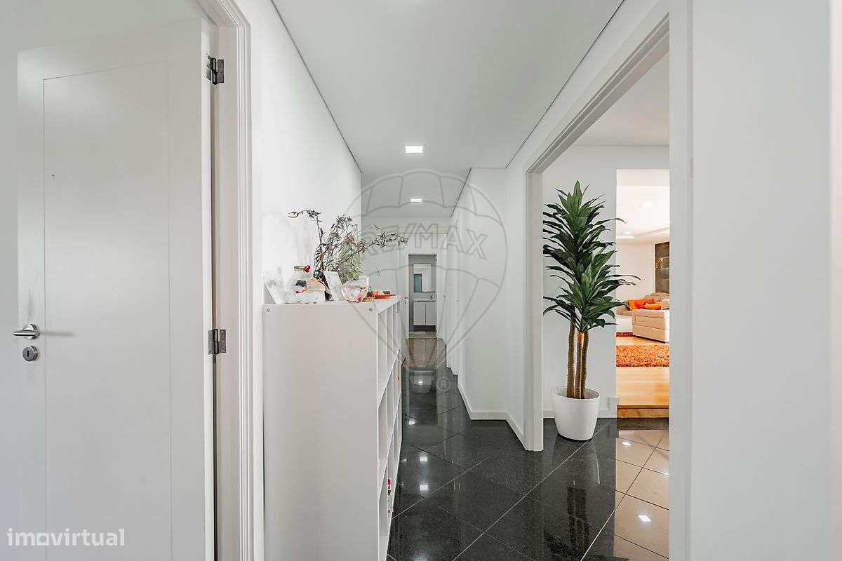 Apartamento T4 para venda-18