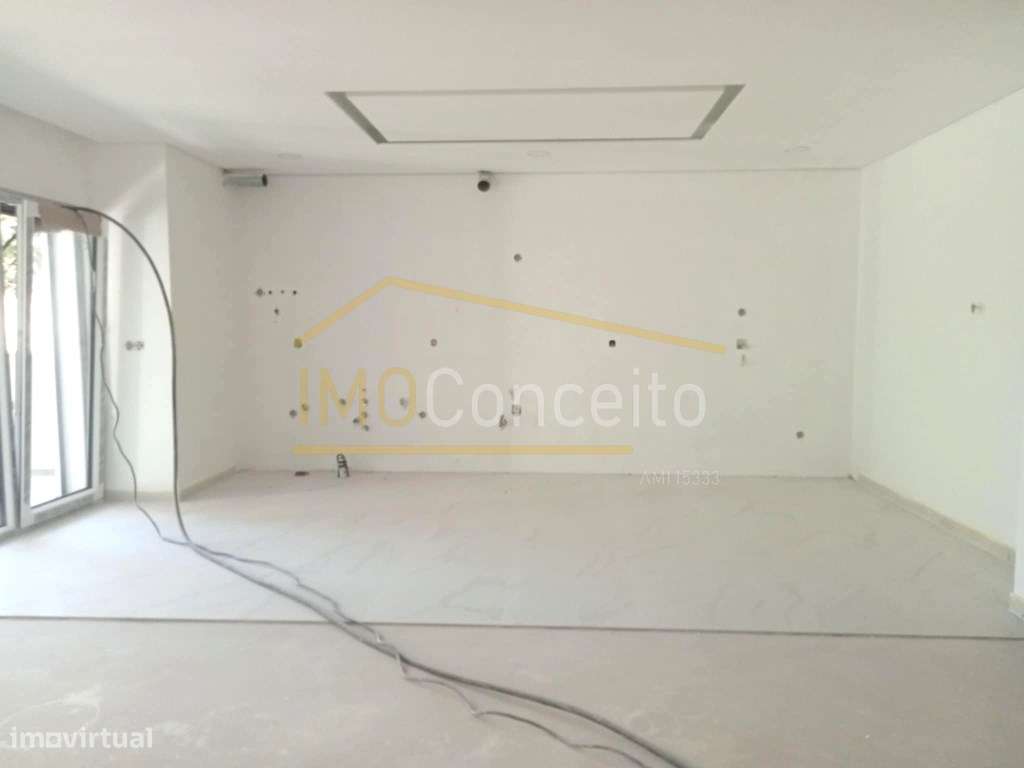 Apartamento T3 |Condomínio Privado| Piscina| Garagem| Entroncamento - Grande imagem: 3/43