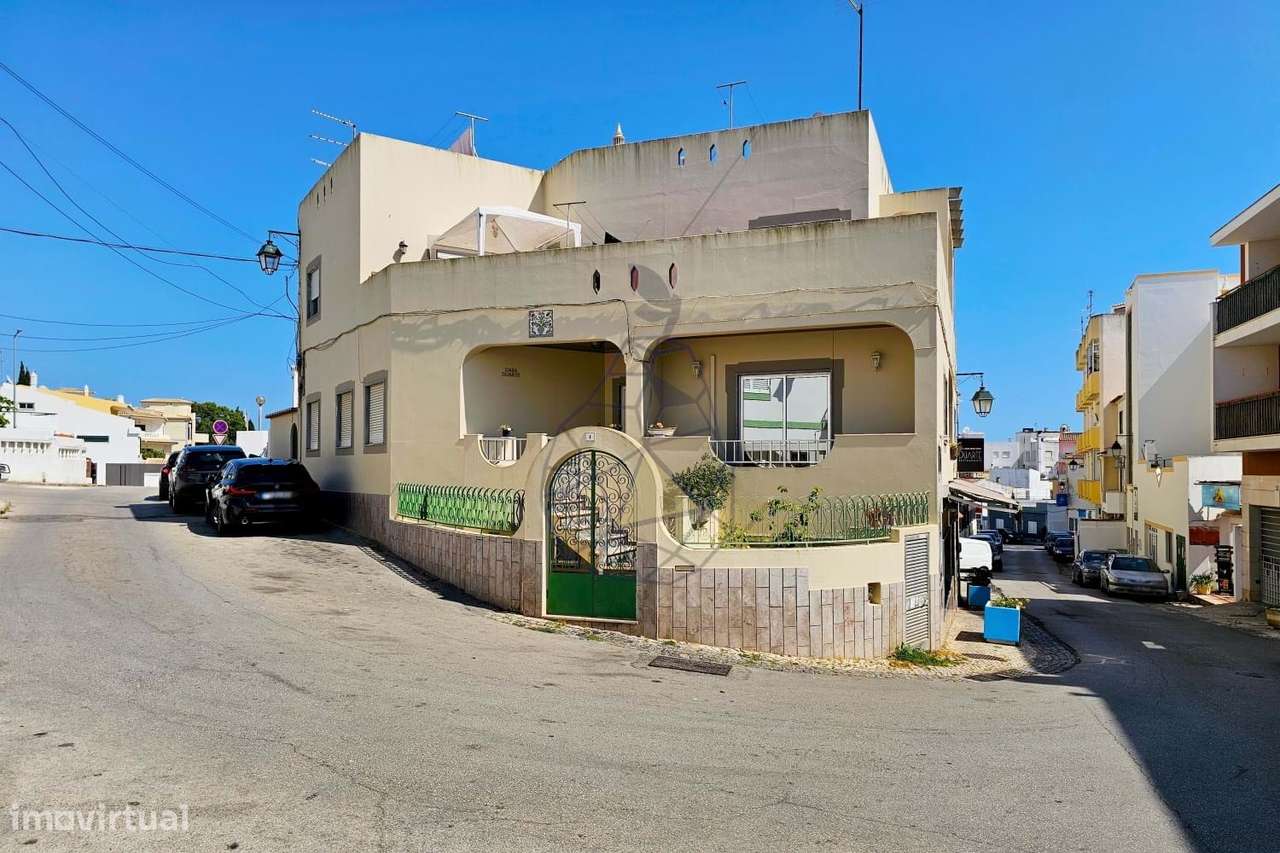 Prédio Habitacional e Comercial no centro do Alvor - Portimão - Grande imagem: 2/60