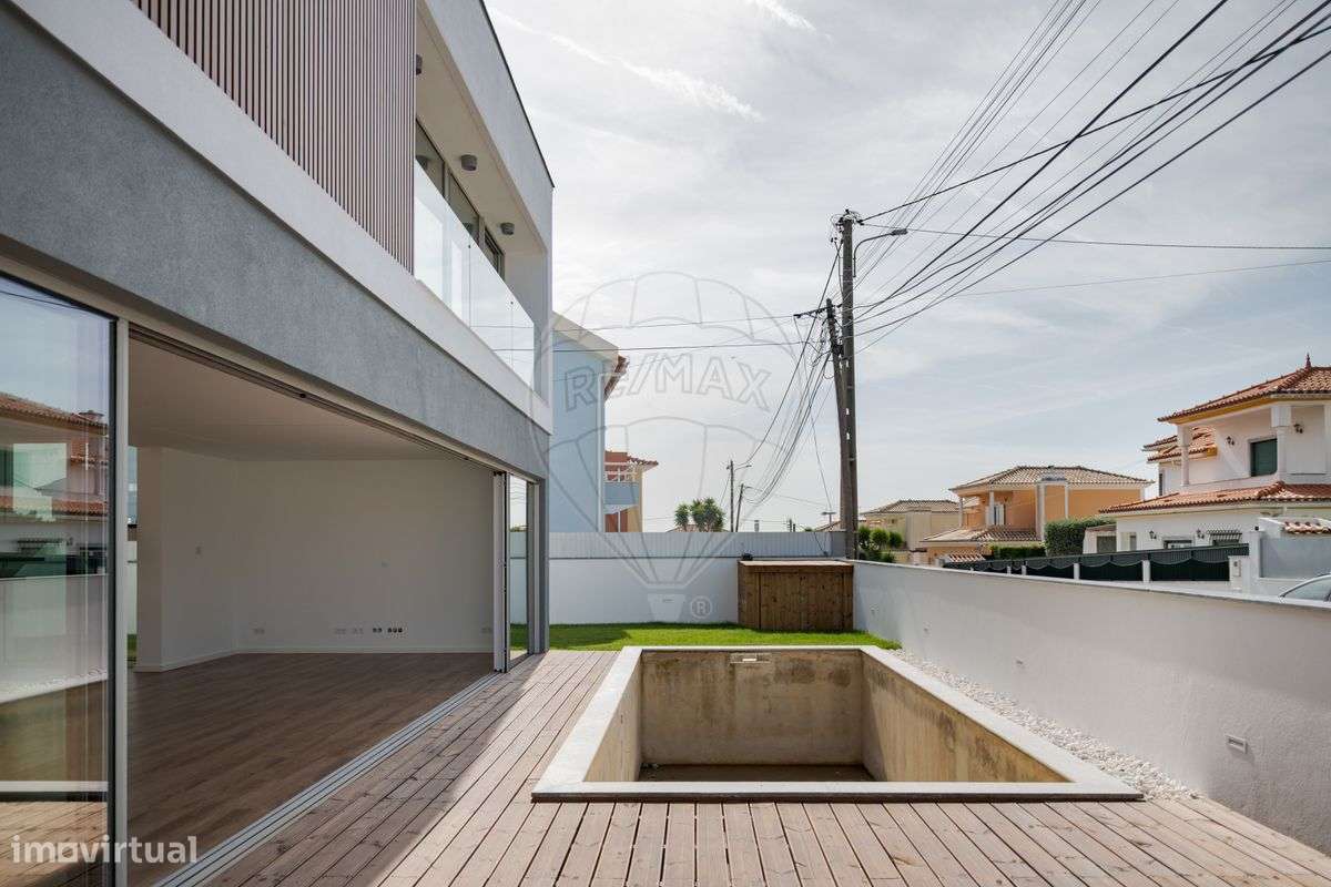 Moradia T4 para venda-16