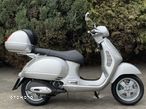 Piaggio Vespa - 2