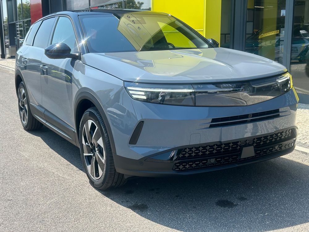 Opel Grandland Hybrid GS 1.2 145KM eDCT6