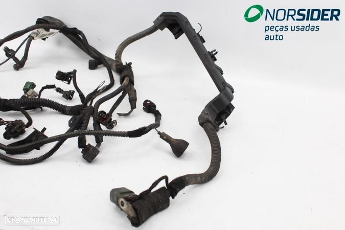 Instala elect comparti motor Opel Combo C Cargo|04-11 - 2