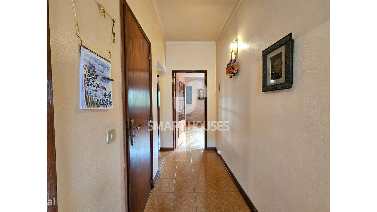 Moradia T3+1 em Avô c/ terreno-7