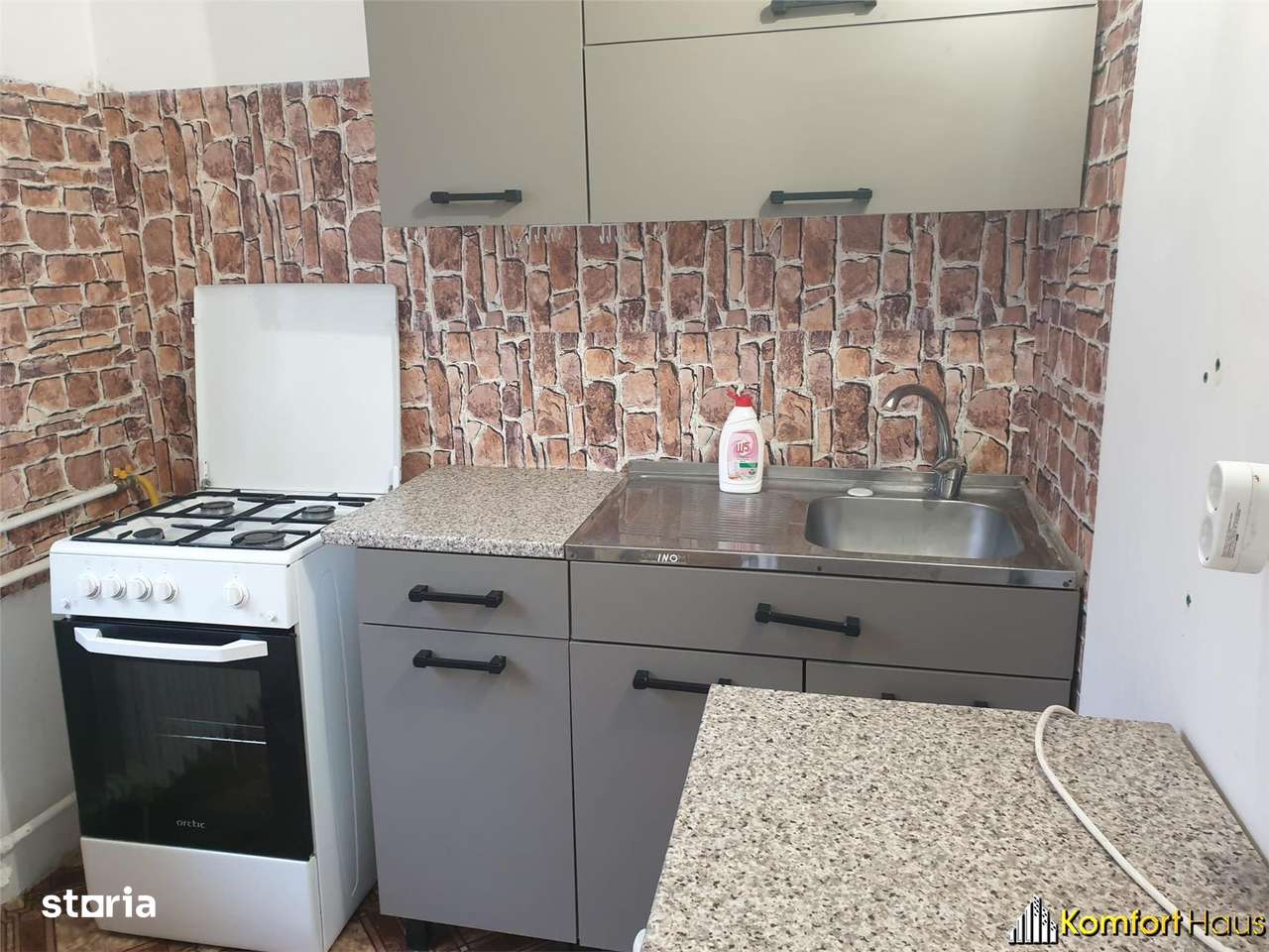 Garsoniera zona Curtea de Apel - Imagine principală: 3/7