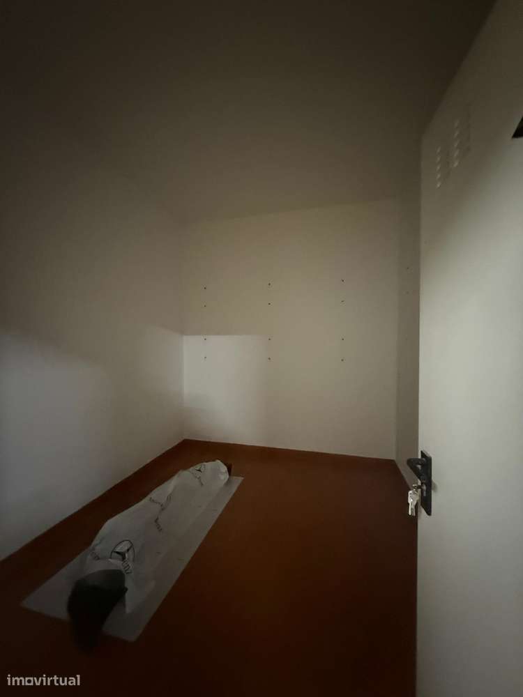 Garagem  Venda em Vale de Santarém,Santarém-10