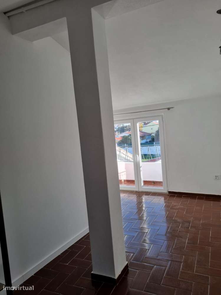 Apartamento T2 - 2º andar no Pai do Vento - Alcabideche - Cascais - Grande imagem: 3/9