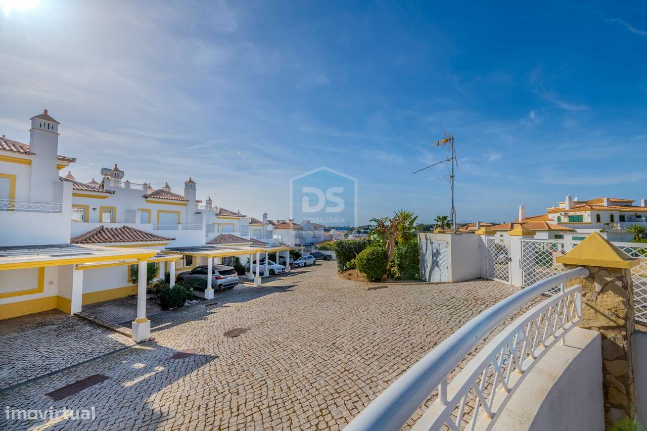 Moradia em Banda T2+2 Venda em Albufeira e Olhos de Água,Albufeira-42