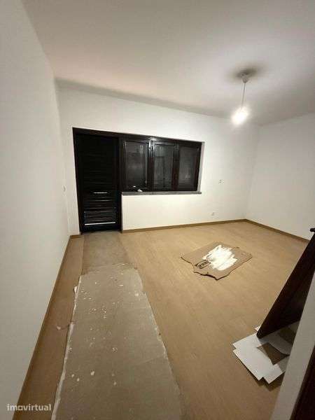 T3 Andar de Moradia - Arrenda-se - Grande imagem: 5/9