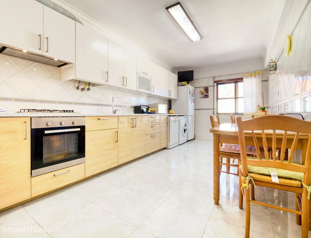 Apartamento T2 excelentes àreas- Arrecadação - Nova Moita - Grande imagem: 1/14
