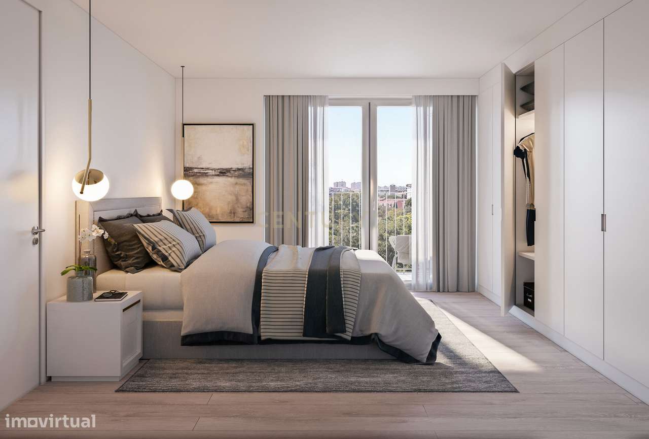 Apartamento T3 com varandas, Olivais - Lisboa-13