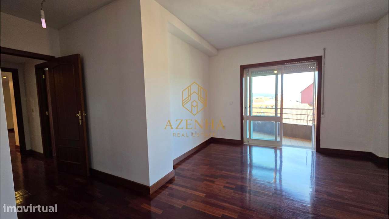 T2 com Excelentes Áreas na Areosa-30