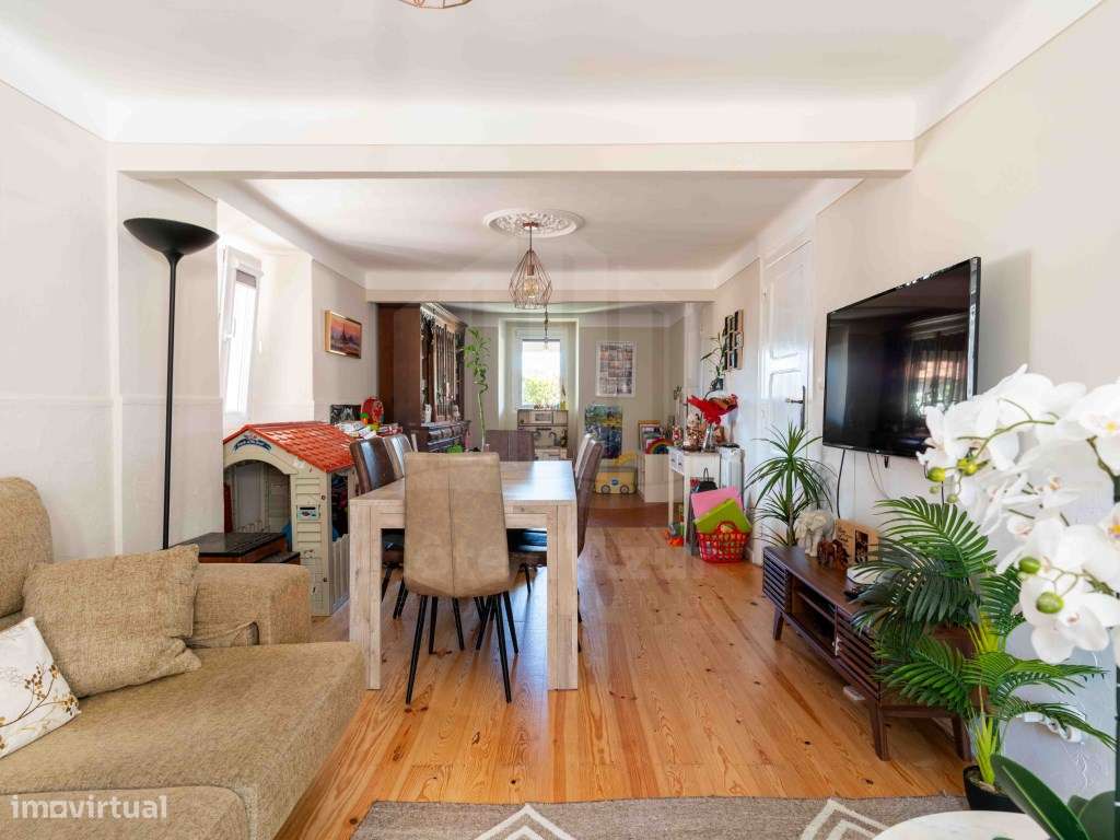 Casa Histórica com Vistas para o Palácio da Pena em Sintra-17