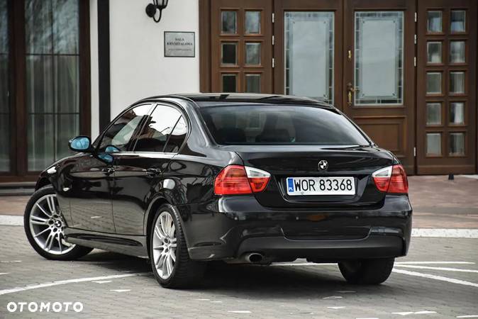 BMW Seria 3 320i - 17