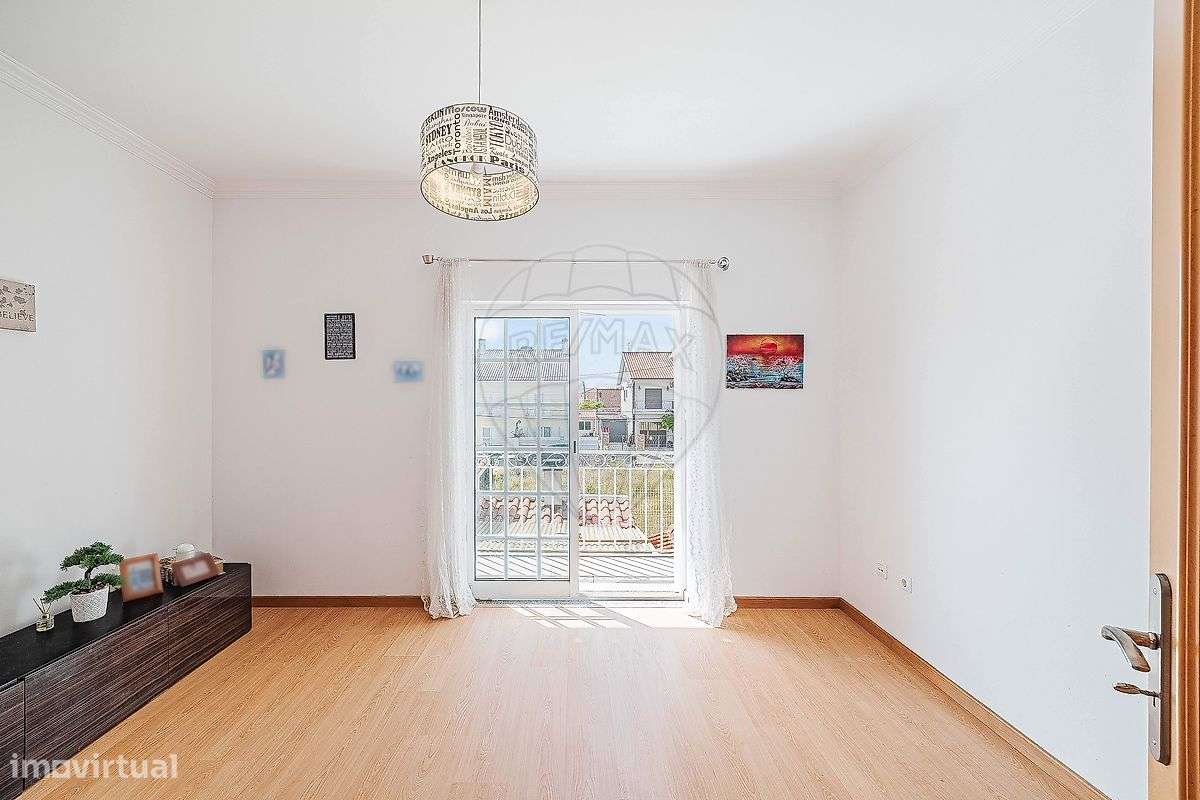 Moradia T3 para venda-24