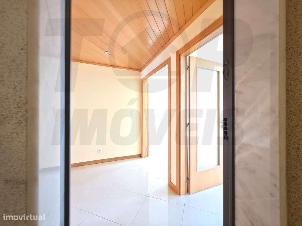 Apartamento T3 com Parqueamento - Urb. das Oliveirinhas - Samora Co...-20