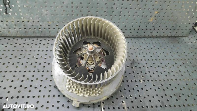 Aeroterma ventilator habitaclu 1.8 b vw passat cc 3c0907521d 2468105383 3c1820015l - 1