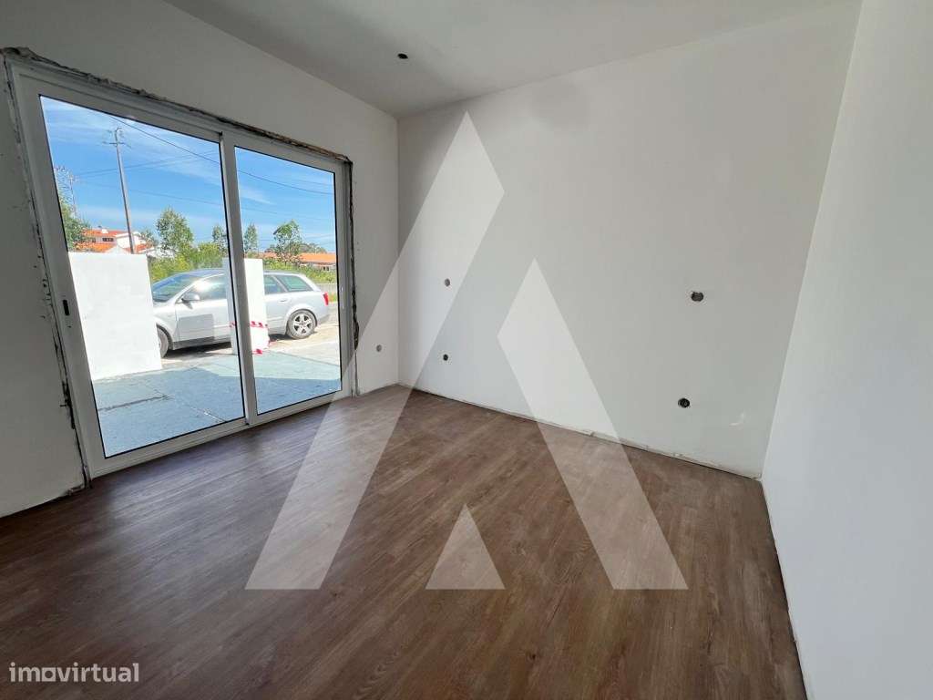 Moradia T3 totalmente remodelada - Esgueira, Aveiro - Grande imagem: 5/15