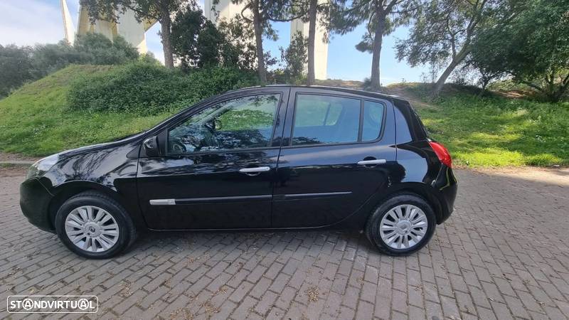 Renault Clio 1.2 16V Confort - 7