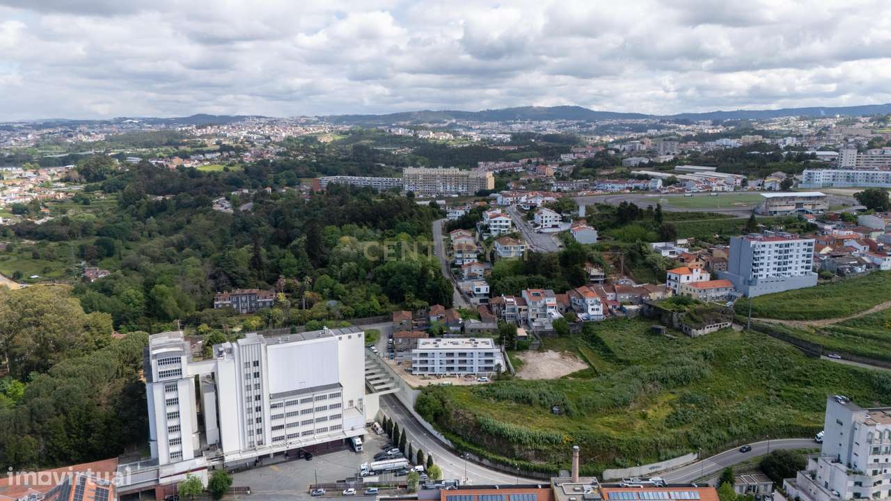 T2 Único com Terraço de 277m² | Valbom, Gondomar-27