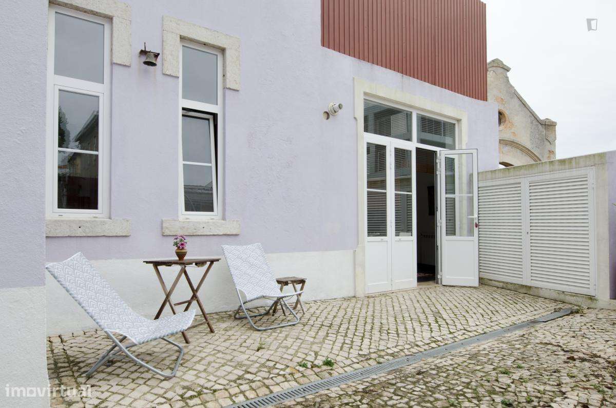 Quarto - localizado em Paço de Arcos Lisbon - Grande imagem: 4/6