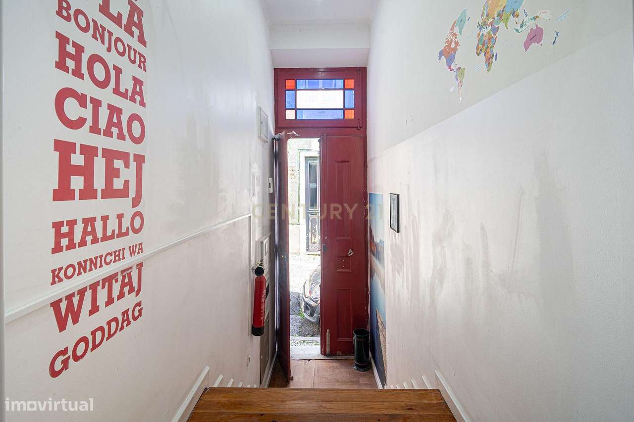 Oportunidade para adquirir prédio de 2 pisos (funcionou em regime AL) - Grande imagem: 2/30