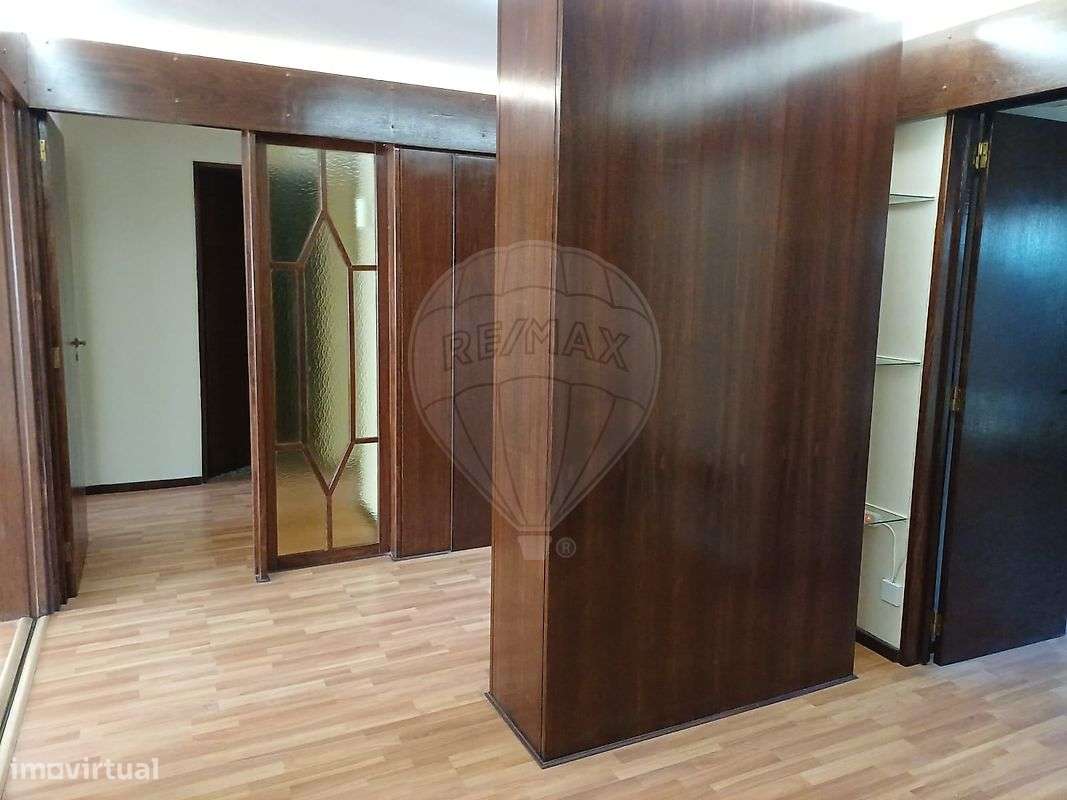 Apartamento T4 para arrendamento - Grande imagem: 4/23