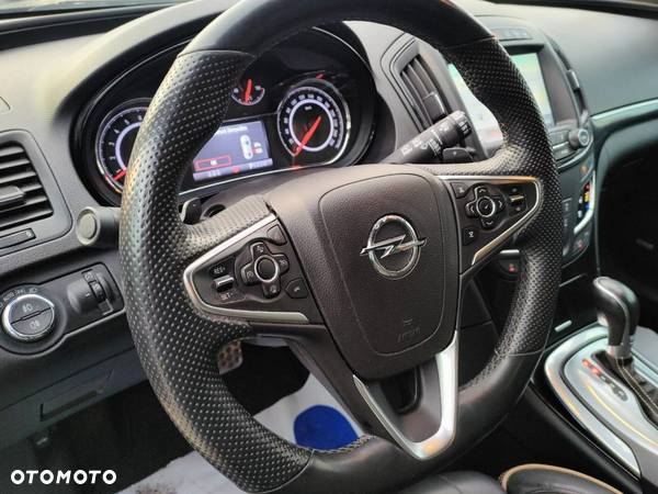 Opel Insignia - 12