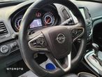 Opel Insignia - 12