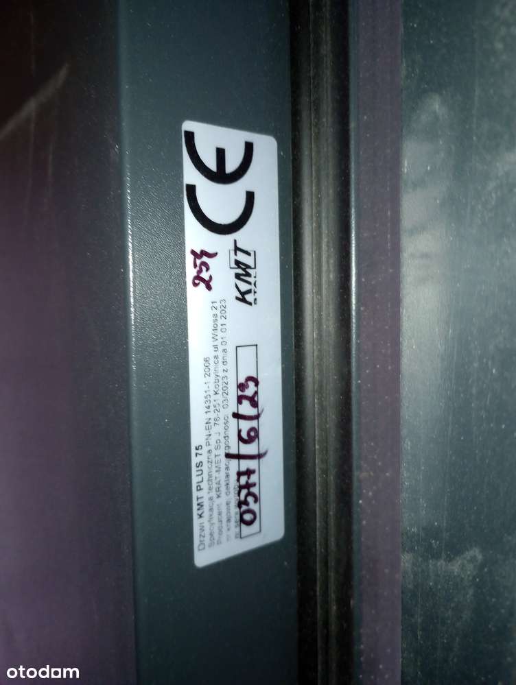 Dom w trakcie remontu w pięknej okolicy.-8