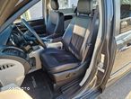 Dodge Grand Caravan - 6