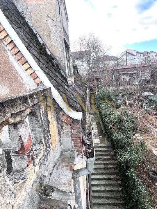 Conac Istoric de Vanzare Cluj ,Central – Locuinta Deosebita cu Teren - Imagine principală: 3/14