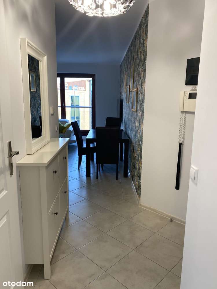 ##Apartament vis a vis Galerii Dominikańskiej #LUX#:)-12