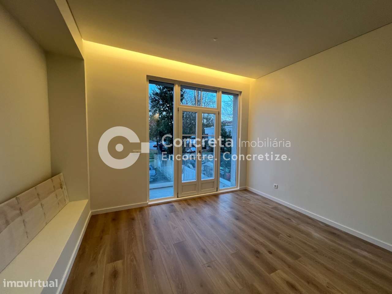Apartamento T1+1 novo no centro histórico de Braga - Grande imagem: 2/24