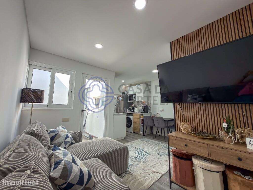 Moradia T2 térrea em Canelas | Funcionalidade e conforto num só espaço - Grande imagem: 5/20