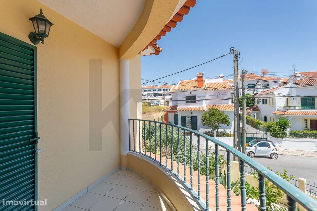 Moradia Isolada | 5 Quartos, Jardim, Garagem para 4 Carros-50