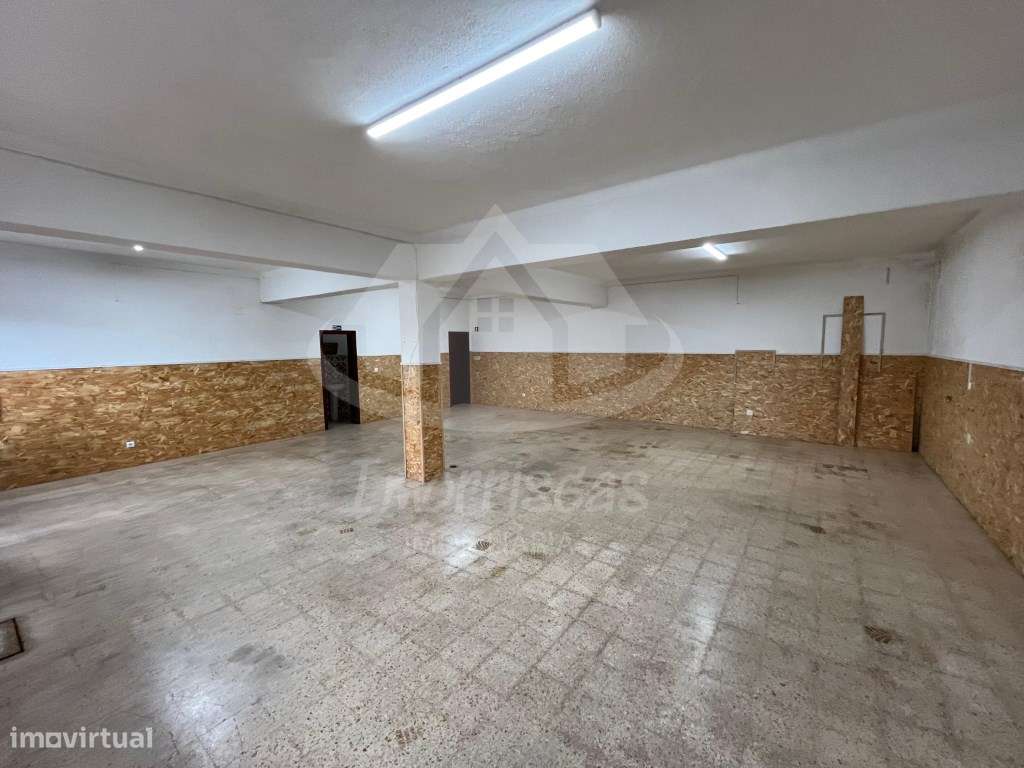 Loja para arrendamento no Bairro do Estacal Novo, Santa Iria de Azóia - Grande imagem: 5/11