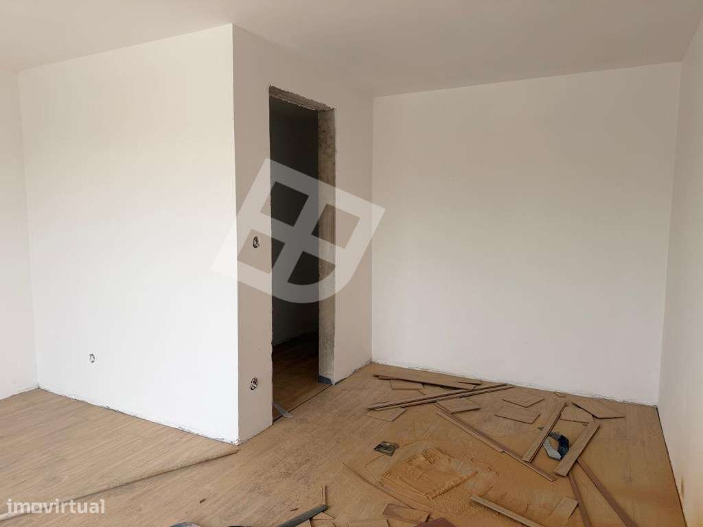 Moradia T5 próxima às Praias Conforto, Espaço e Qualidade de Vida-33