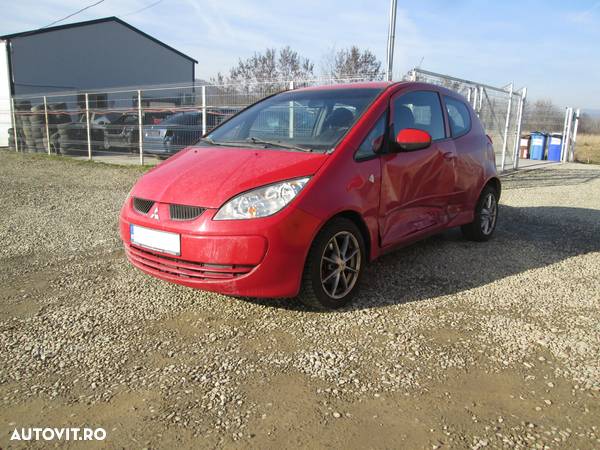 Dezmembrez Mitsubishi Colt 2006 - 1