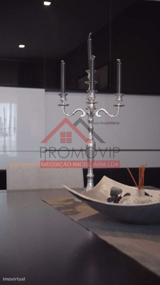 Moradia T4 Rebordões Santo Tirso-8