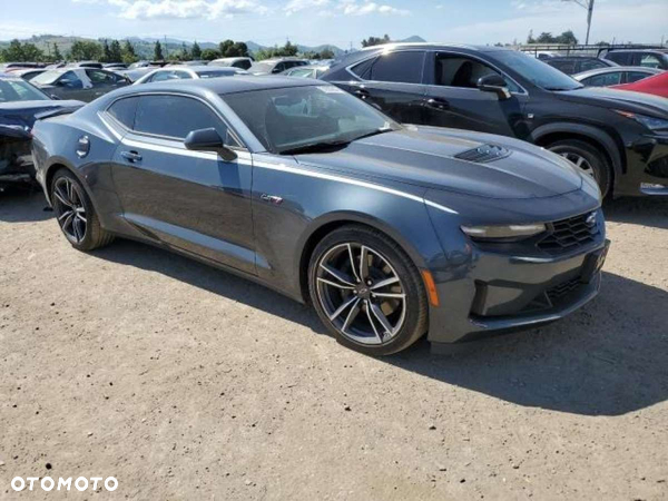 Chevrolet Camaro - 3