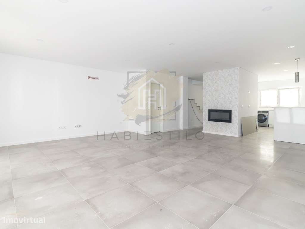 Moradias Geminadas de Arquitetura Moderna- Conforto, Espaço e Quali...-9