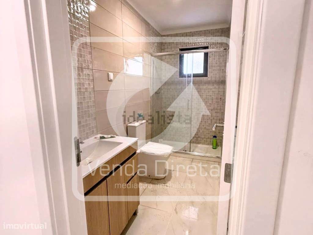 Apartamento T2 Remodelado no Lavradio - Grande imagem: 3/21